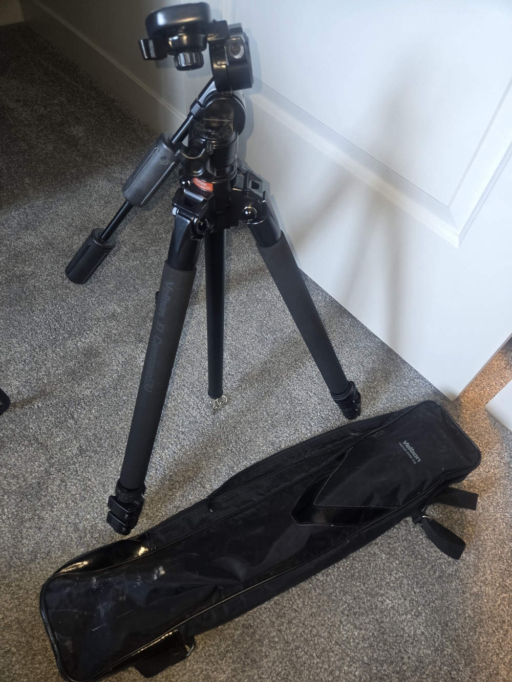 Black Camera Tripod with Carry Bag - Professional Support for Photo & Video